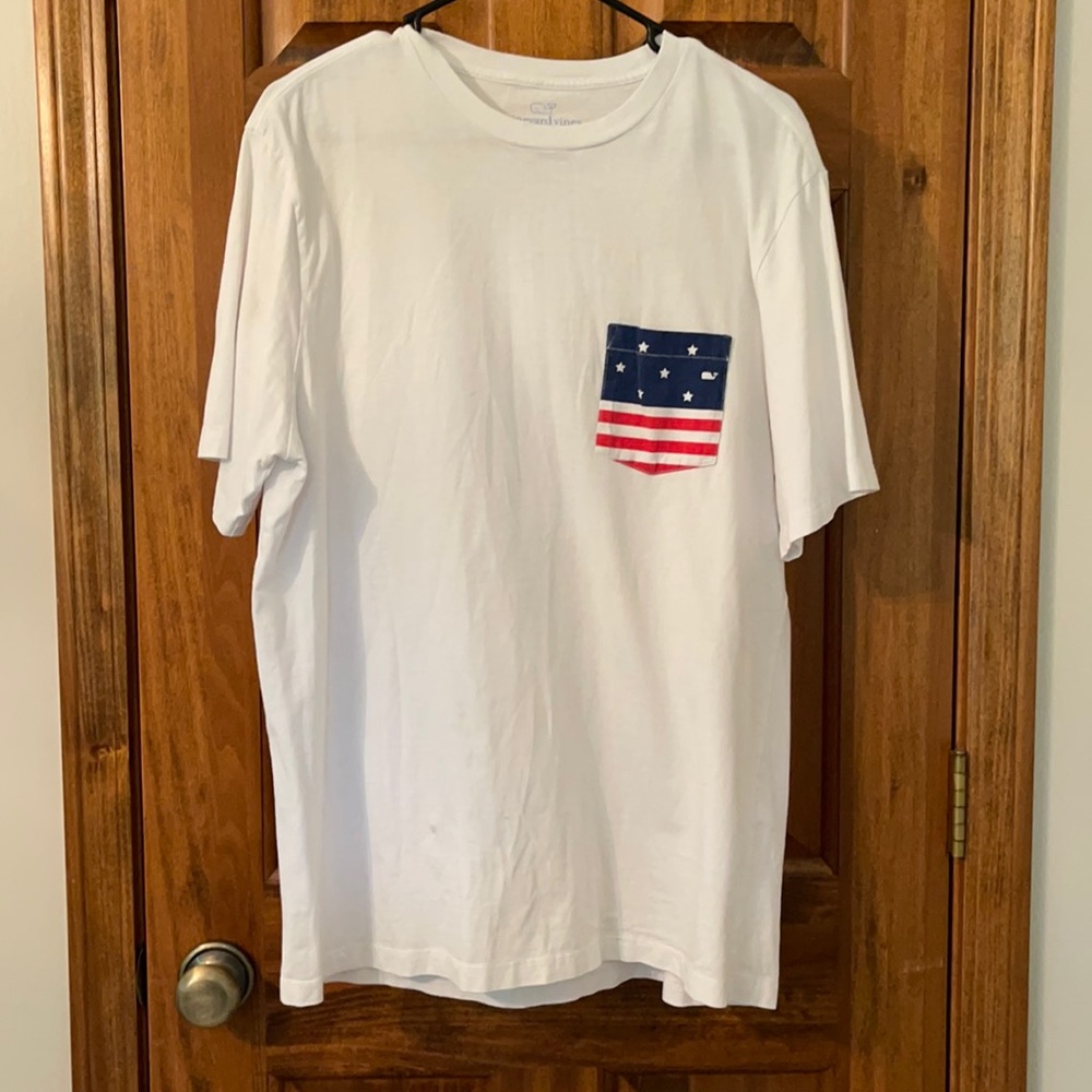 Vineyard Vines TShirt